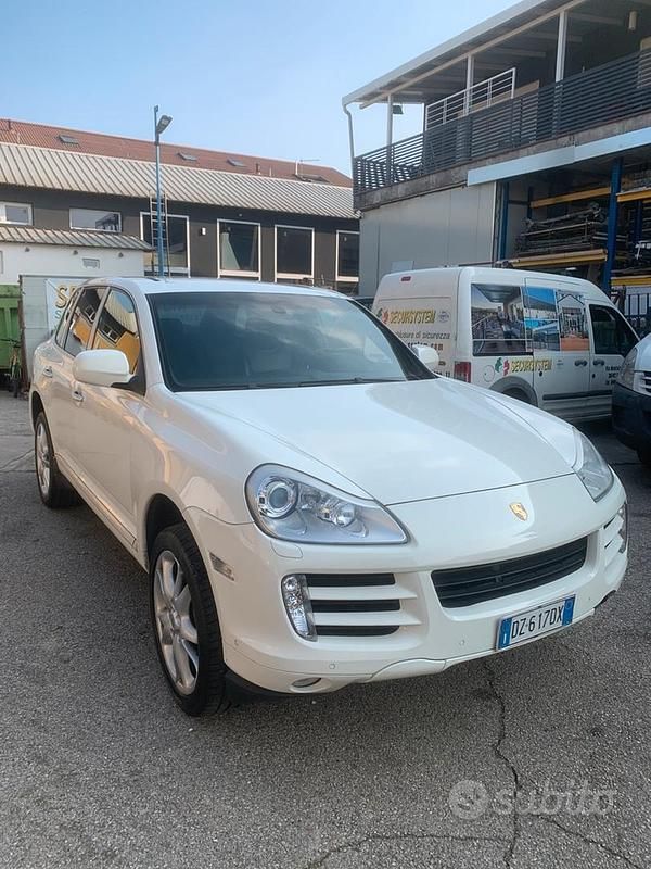 Usata Porsche Cayenne Turbo 2010 Bianco SUV
