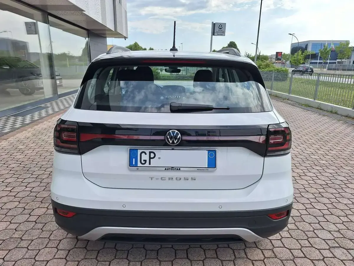 Usata VW T-Cross Style 110 CV (80 kW) 2023 Bianco SUV