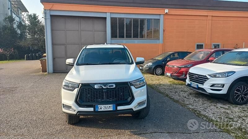 Usata EVO Cross 4 136 CV (100 kW) 2024 Bianco Pick-up