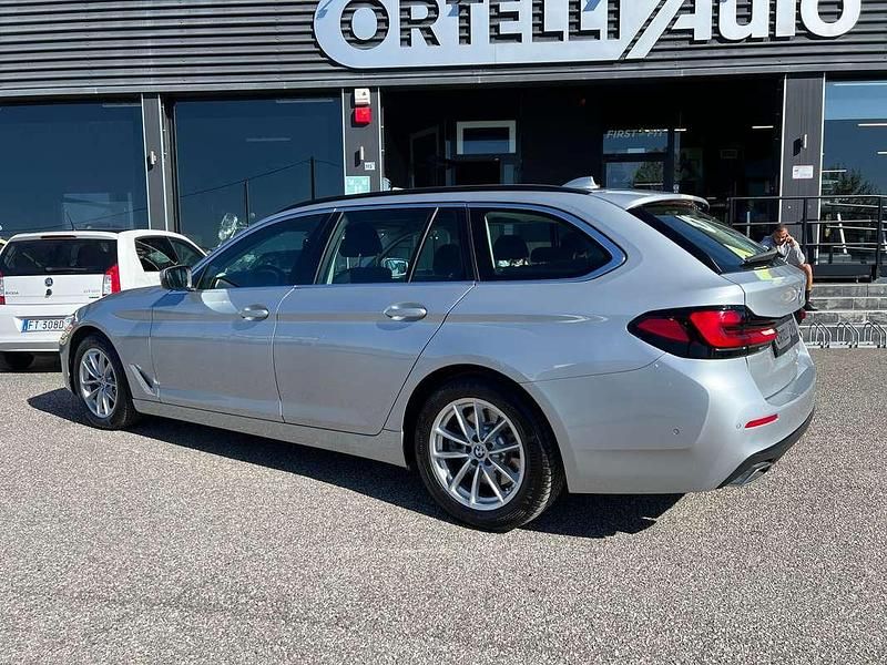 Usata BMW 520 190 CV (139 kW) 2021 Argento Station wagon