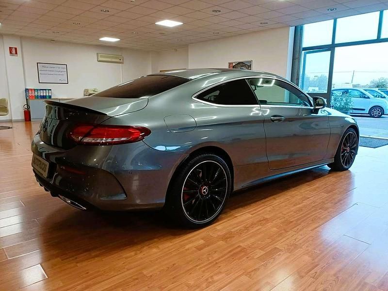 Usata Mercedes C220 Premium 170 CV (125 kW) 2017 Grigio Coupé