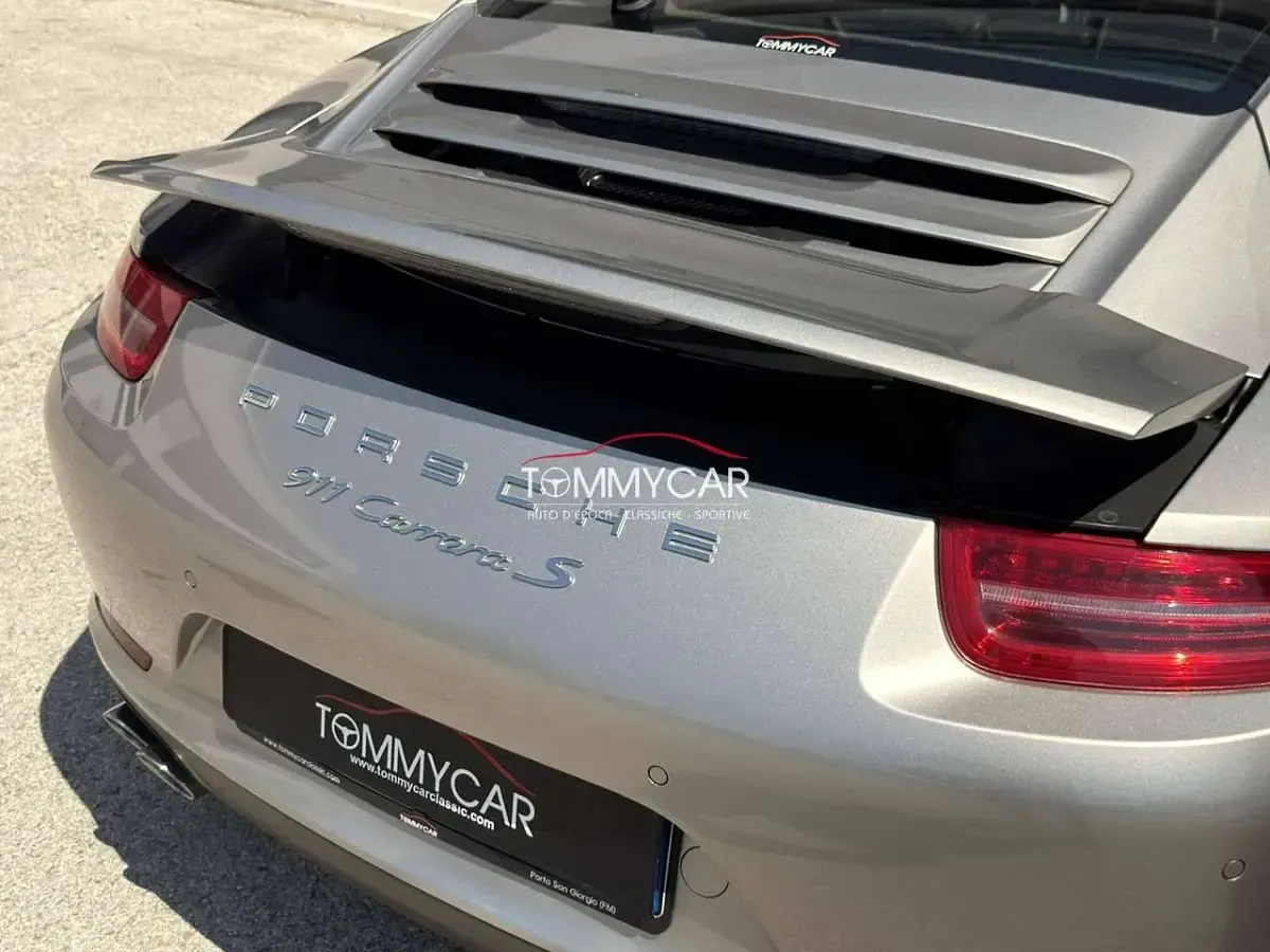 Usata Porsche 911 Carrera S Sport 400 CV (294 kW) 2012 Platinum silver metallic m7t Coupé