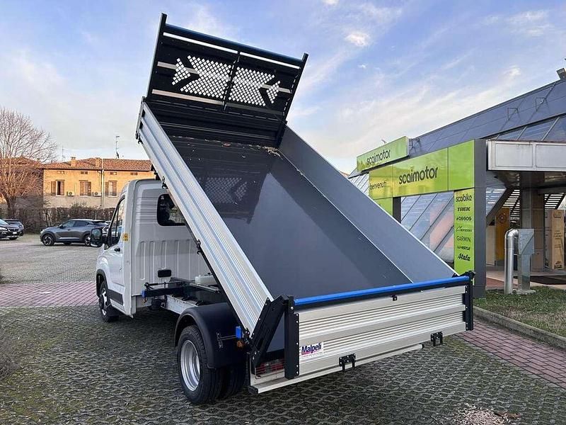 Nuova Maxus V90 150 CV (110 kW) 2026 Bia Furgone