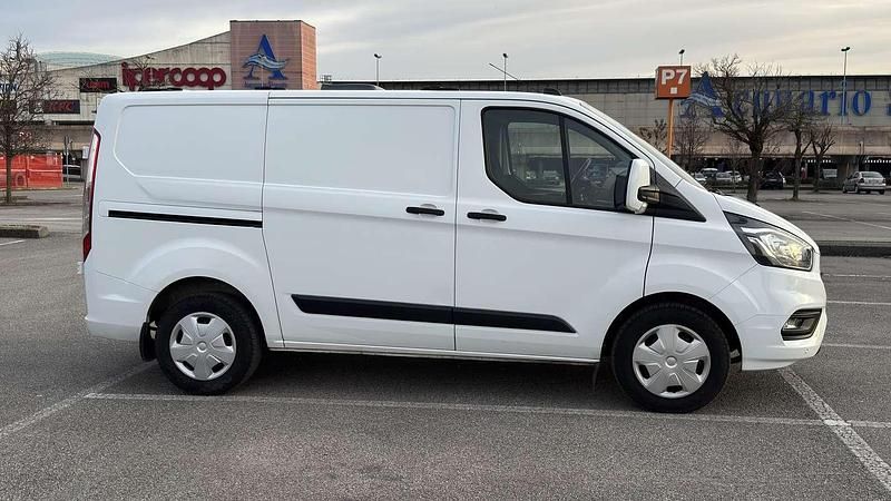 Usata Ford Transit Custom 131 CV (96 kW) 2022