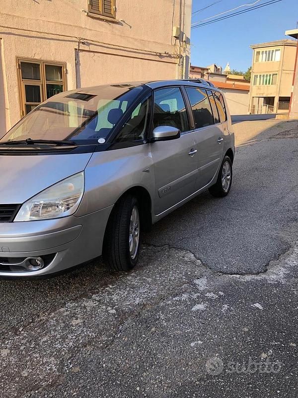Usata Renault Espace 150 CV (110 kW) 2008 Grigio Monovolume
