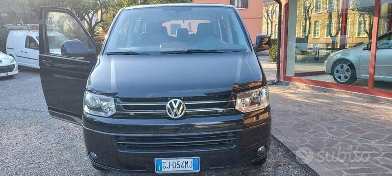 Nero Usata 2011 VW Multivan Highline Monovolume | 30.000 € - Immagine 1/4