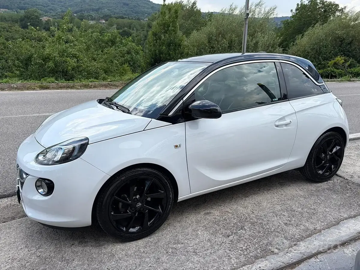 Usata Opel Adam Slam 87 CV (63 kW) 2016 Bianco Utilitaria