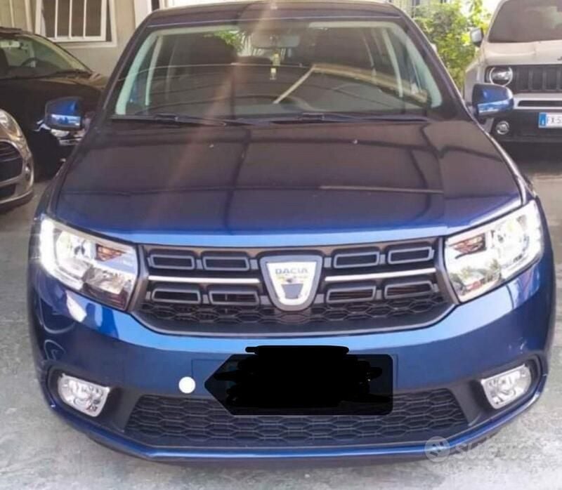 Usata Dacia Sandero 90 CV (66 kW) 2018 Blu Utilitaria
