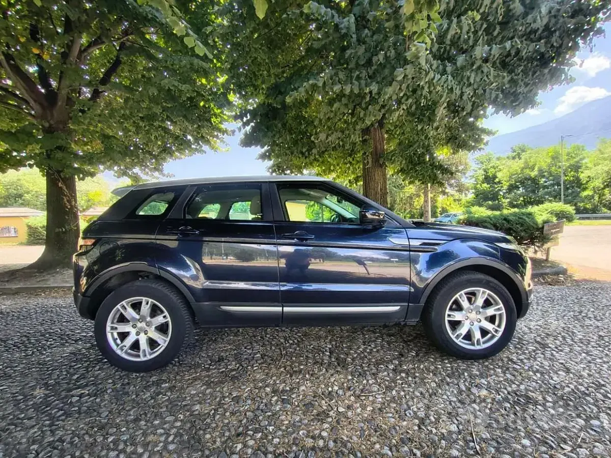 Usata Land Rover Range Rover evoque Dynamic 190 CV (139 kW) 2014 Bluazzurro SUV