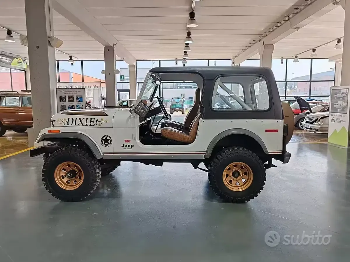 Usata Jeep CJ 197 CV (144 kW) 1980 Rosso SUV