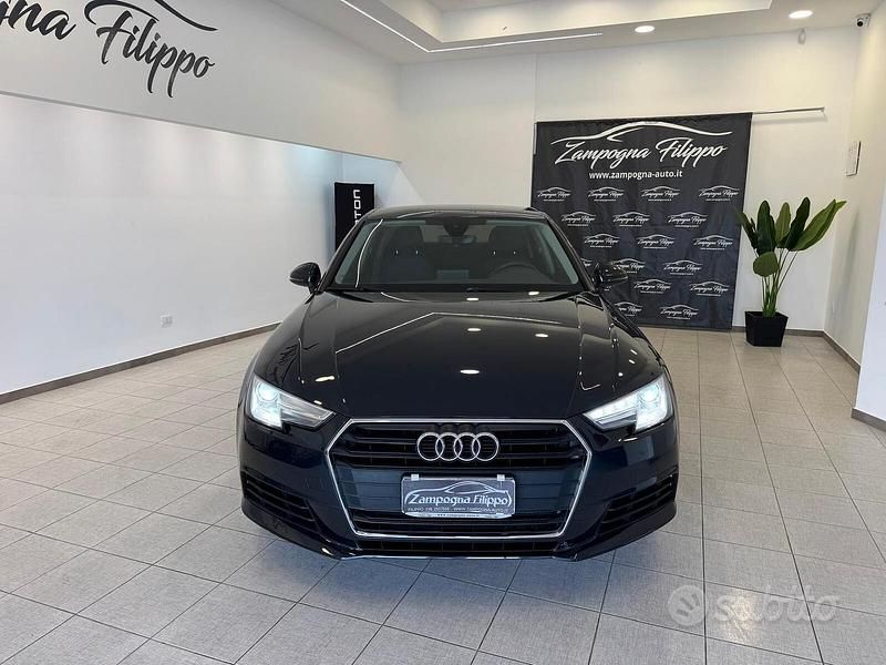 Usata Audi A4 150 CV (110 kW) 2016 Blu Berlina