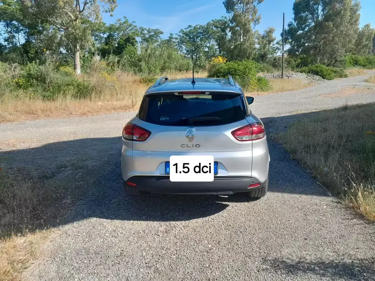 Usata Renault Clio Business 90 CV (66 kW) 2019 Grigio Station wagon