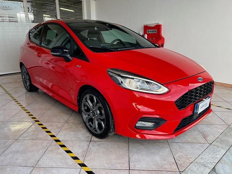 Usata Ford Fiesta ST-Line 85 CV (62 kW) 2018 Rosso Berlina
