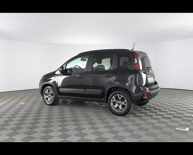 Usata Fiat Panda Cross Cross 69 CV (50 kW) 2022 Nero cinema Utilitaria