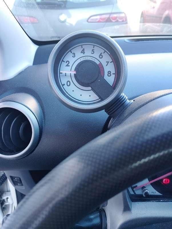 Usata Peugeot 107 Access 68 CV (50 kW) 2009 Utilitaria