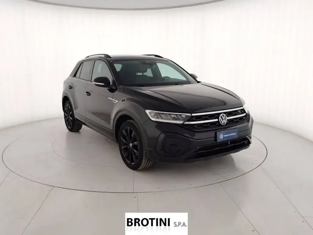 Usata VW T-Roc R-line 110 CV (80 kW) 2023 Nero metallizzato SUV