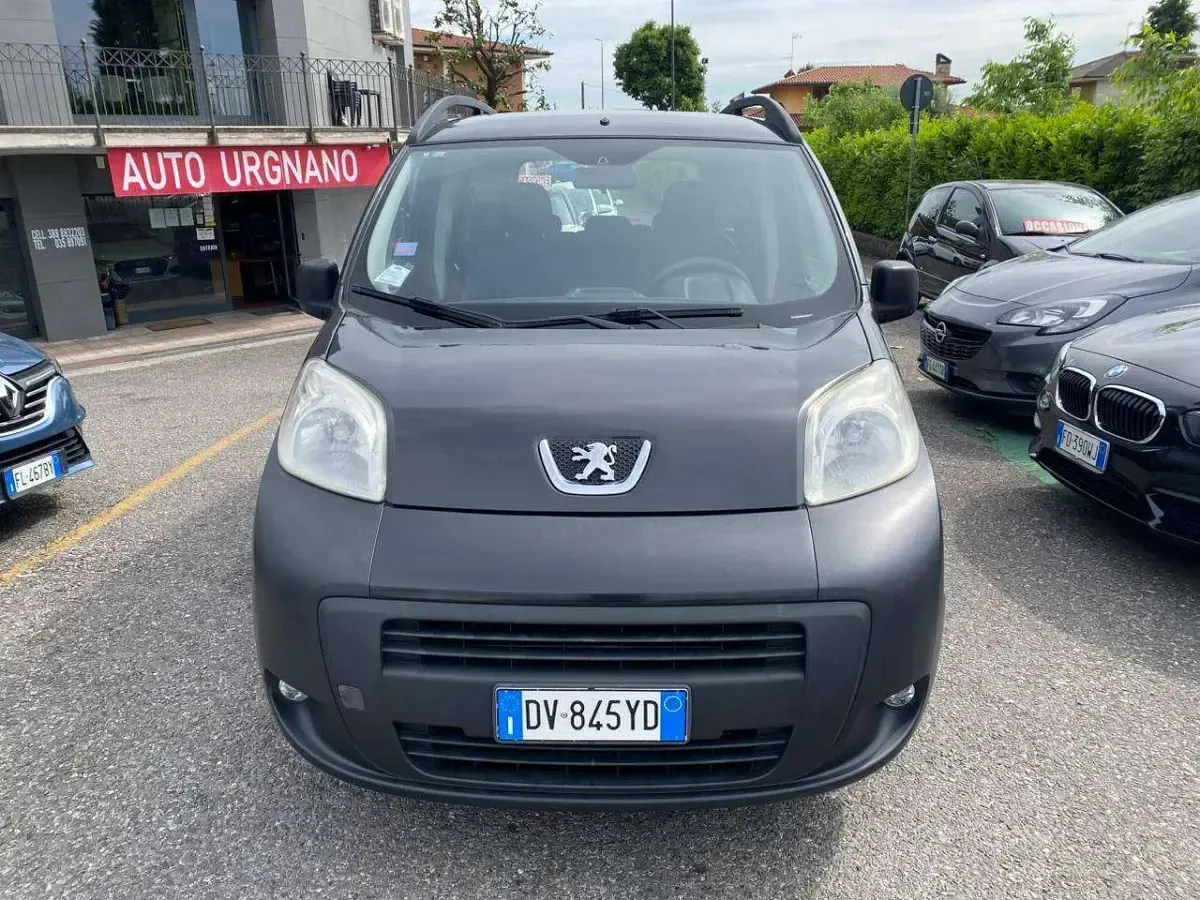 Usata Peugeot TePee Outdoor 68 CV (50 kW) 2009 Nero Station wagon