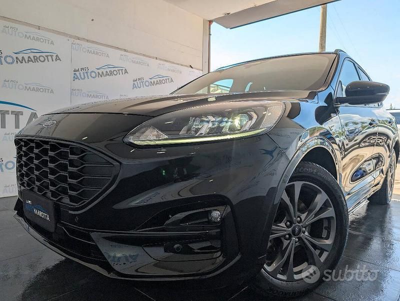 Usata Ford Kuga ST-Line 120 CV (88 kW) 2022 Nero SUV