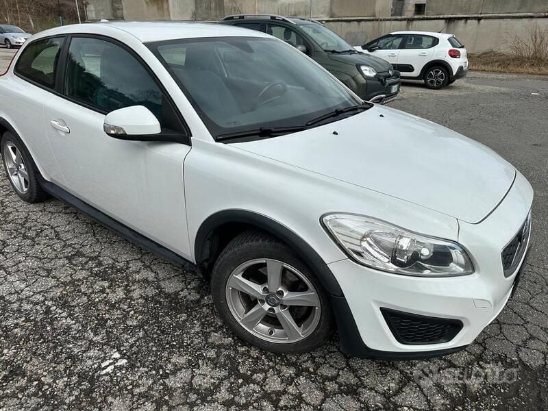 Usata Volvo C30 115 CV (84 kW) 2010 Utilitaria