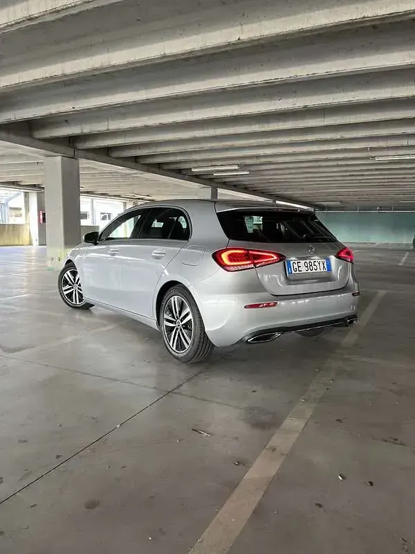 Usata Mercedes A180 116 CV (85 kW) 2021 Berlina
