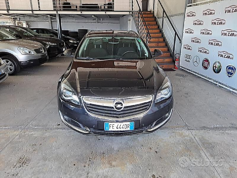 Nero Usata 2016 Opel Insignia Cosmo Station wagon | 6400 € (Buon prezzo) - Immagine 1/4