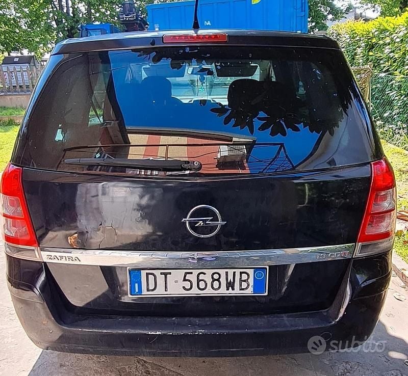Usata Opel Zafira Edition 150 CV (110 kW) 2009 Nero Monovolume