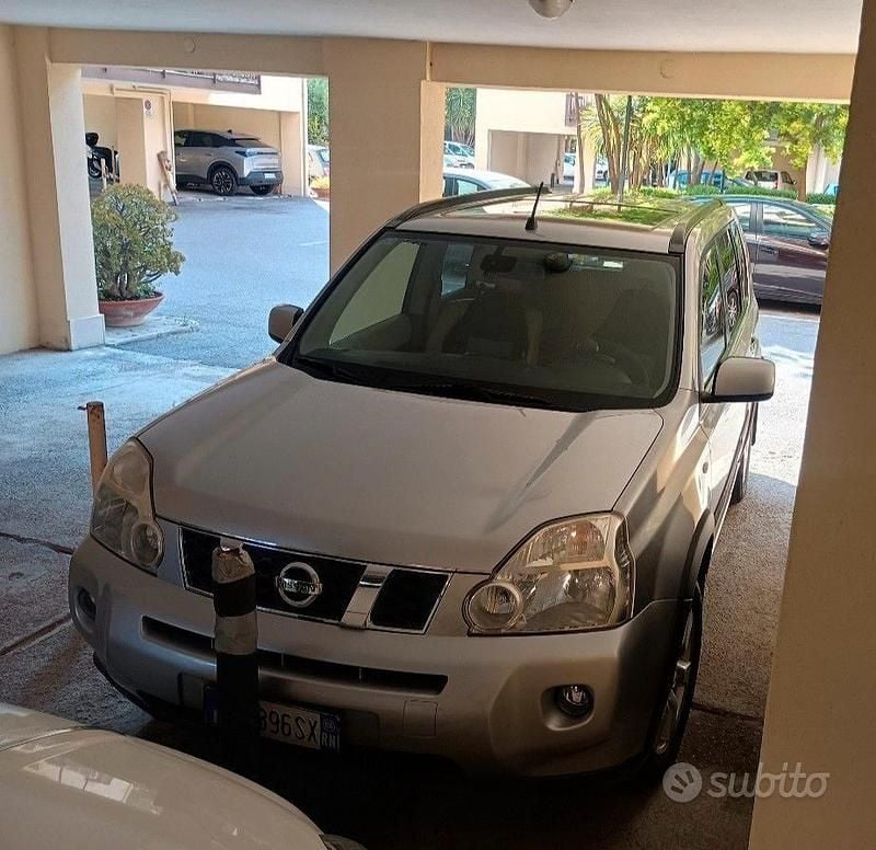 Usata Nissan X-Trail SE 150 CV (110 kW) 2008 Grigio SUV