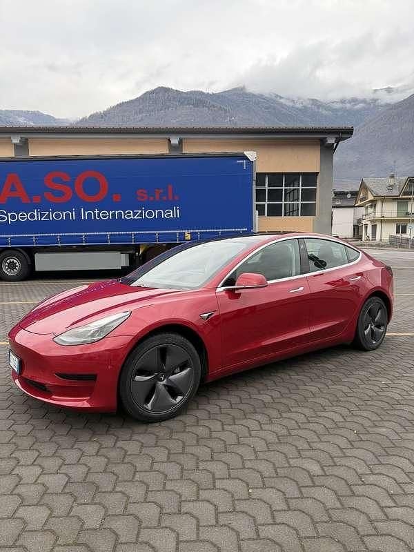 Usata Tesla Model 3 Standard Range 88 kW (120 CV) 2020 Berlina