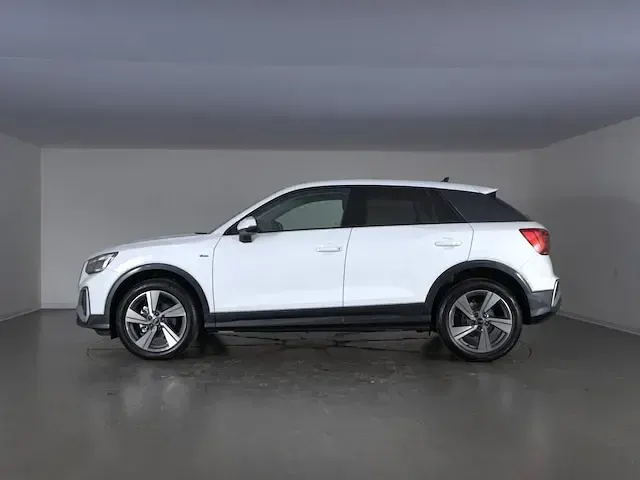 Nuova Audi Q2 S-Line 150 CV (110 kW) 2026 Bianco arkona SUV