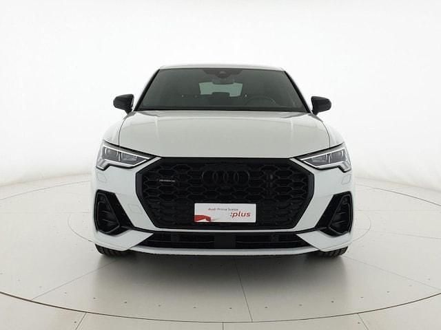 Usata Audi Q3 Sportback Ambiente 200 CV (147 kW) 2022 Bianco ghiaccio metallizzato SUV