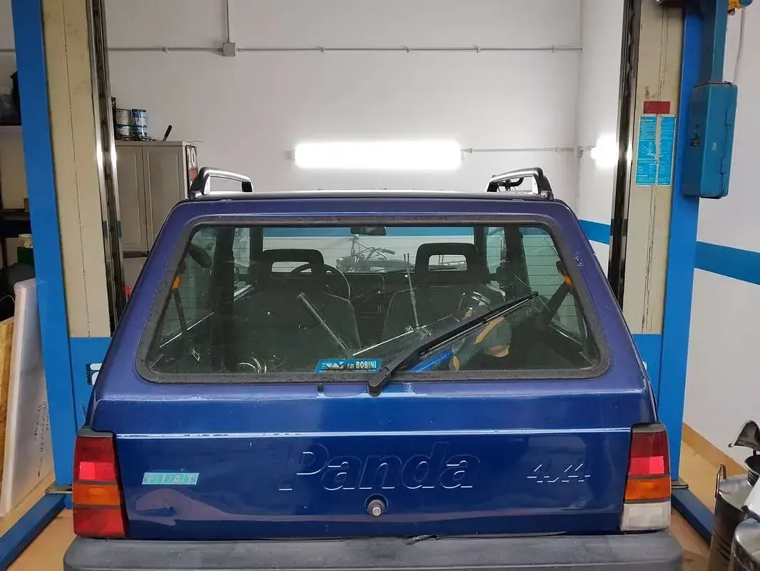 Usata Fiat Panda 4x4 Trekking 54 CV (39 kW) 1999 Blu/azzurro Utilitaria