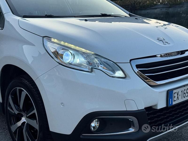 Usata Peugeot 2008 92 CV (67 kW) 2014 Bianco SUV