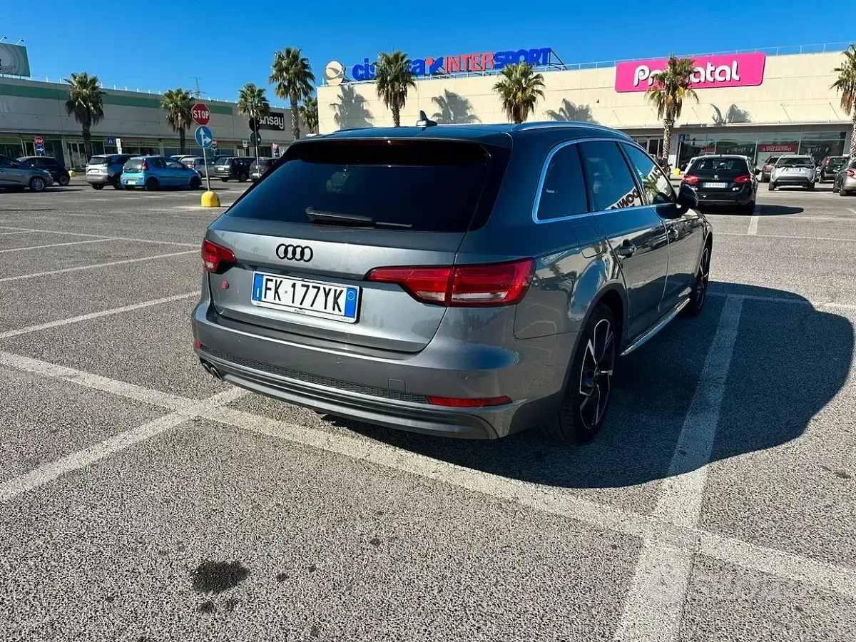 Usata Audi A4 S-Line 190 CV (139 kW) 2018 Grigio Station wagon