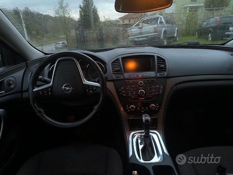 Usata Opel Insignia 194 CV (142 kW) 2011 Berlina