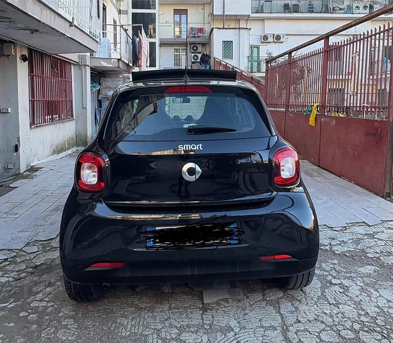 Usata Smart ForFour Passion 90 CV (66 kW) 2020 Nero Utilitaria