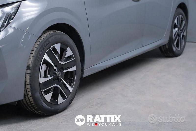 Usata Peugeot 208 Allure 100 CV (73 kW) 2025 Utilitaria