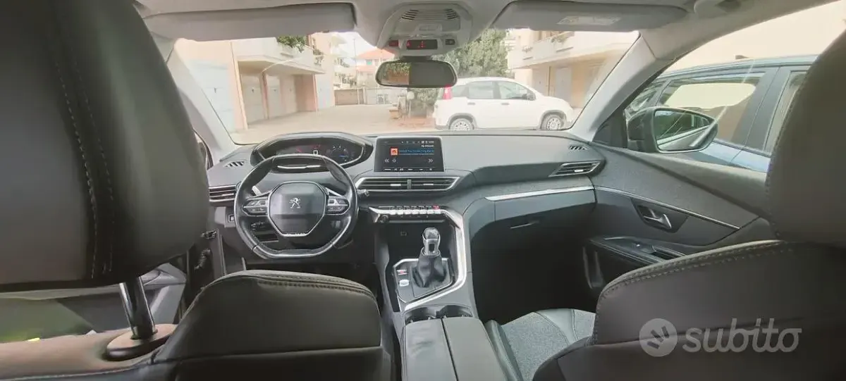 Usata Peugeot 3008 120 CV (88 kW) 2017 SUV