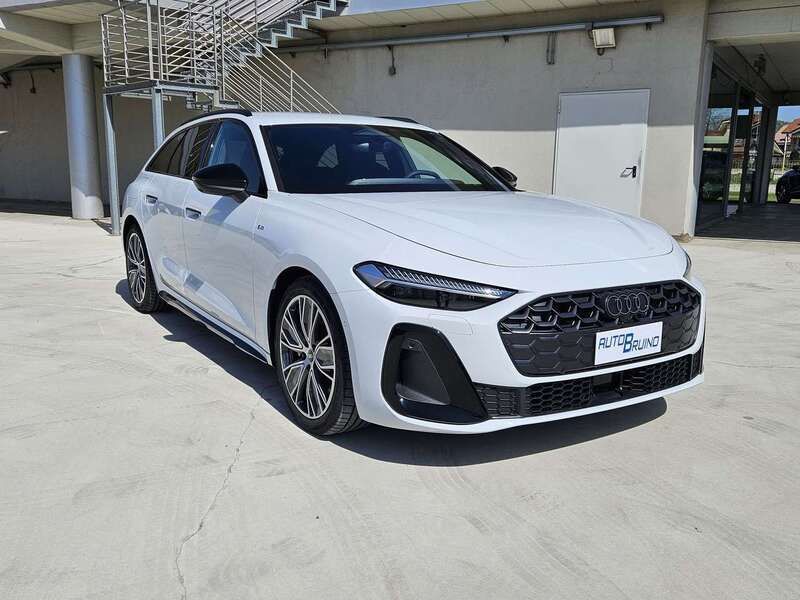 Nuova Audi A5 S-Line 204 CV (150 kW) 2025 Other Coupé