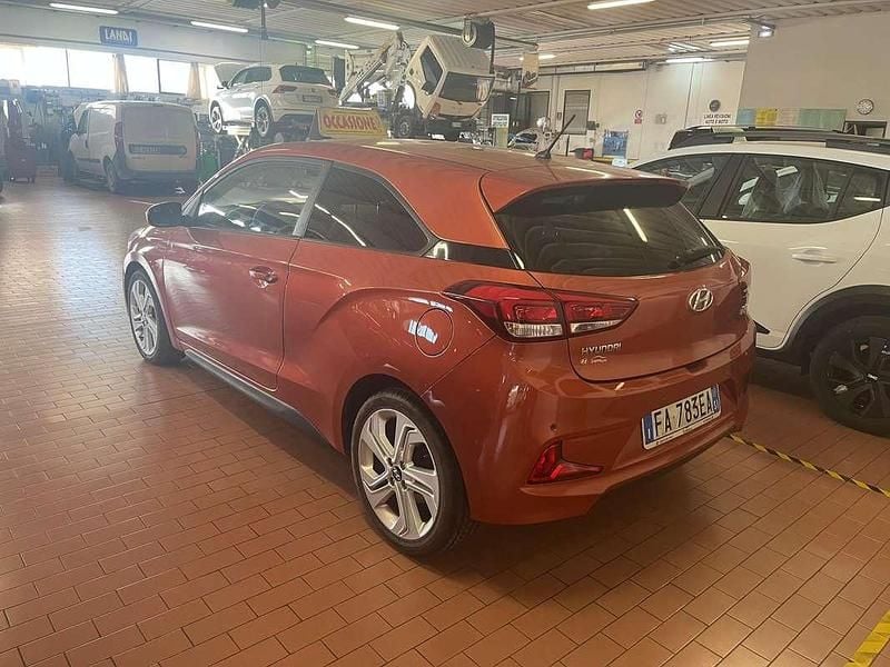 Usata Hyundai i20 Sport 75 CV (55 kW) 2015 Utilitaria