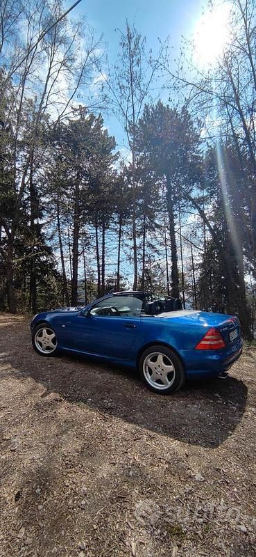 Usata Mercedes SLK230 1997 Blu Cabrio
