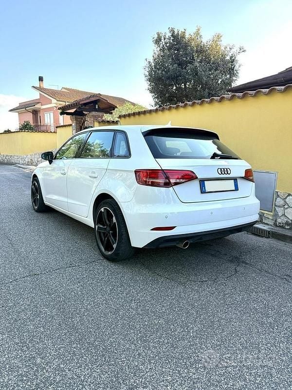 Usata Audi A3 110 CV (80 kW) 2017 Bianco Utilitaria
