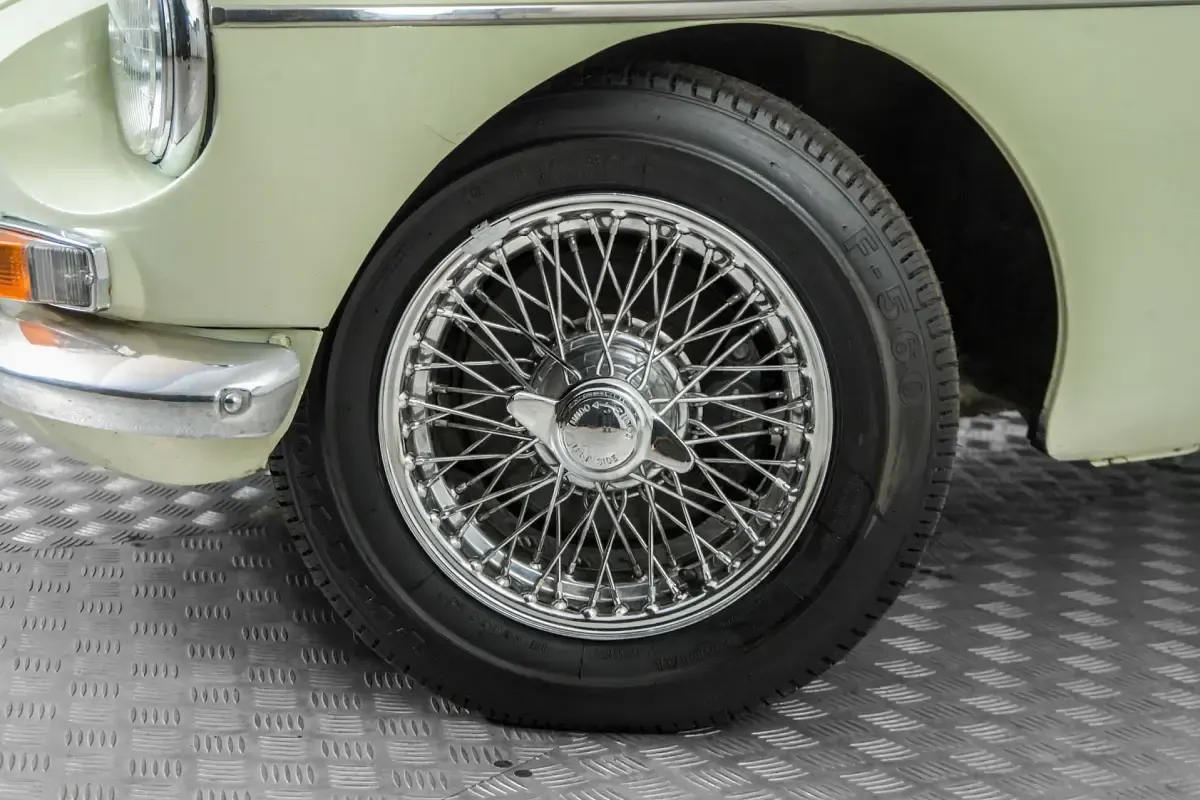 Usata MG B 96 CV (70 kW) 1968 Bianco Cabrio