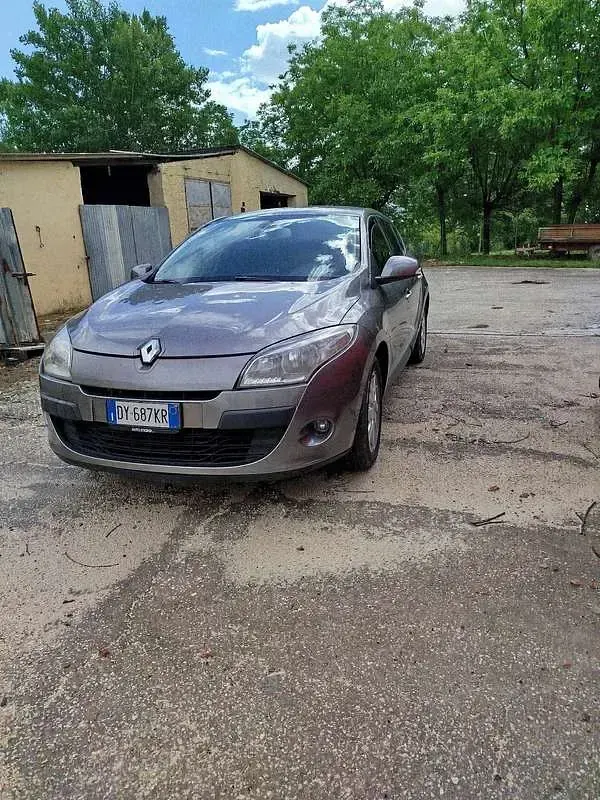Usata Renault Mégane II Expression 105 CV (77 kW) 2002 Berlina