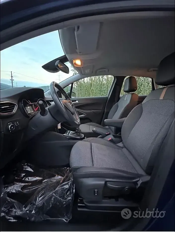 Usata Opel Crossland Ultimate 110 CV (80 kW) 2021 Bluazzurro SUV
