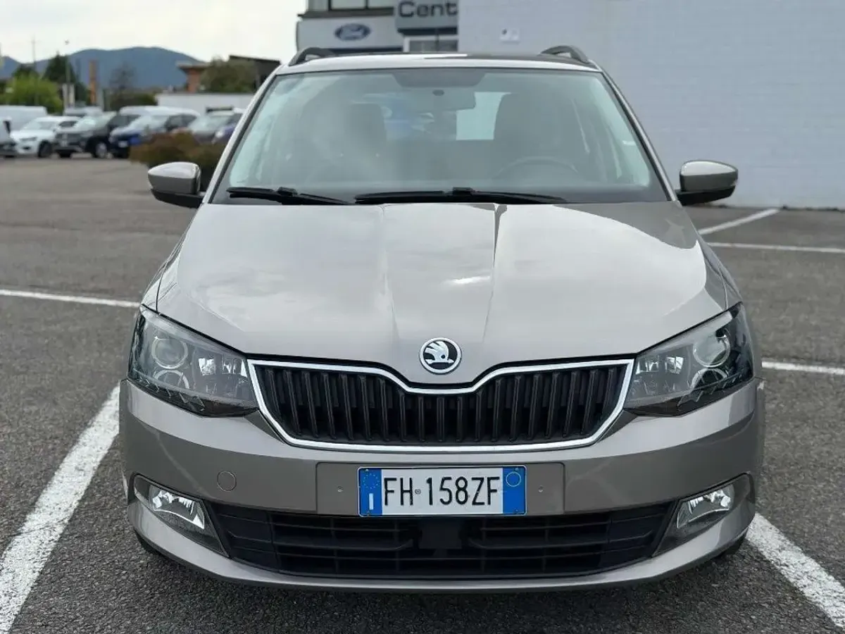 Usata Skoda Fabia Ambition 75 CV (55 kW) 2017 Grigio Station wagon