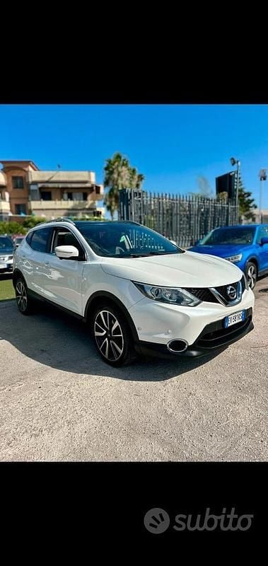 Usata Nissan Qashqai 360º 131 CV (96 kW) 2015 Bianco SUV