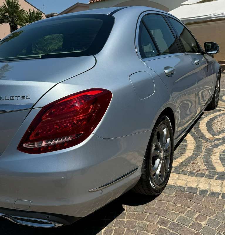 Usata Mercedes C220 170 CV (125 kW) 2015 Grigio Berlina