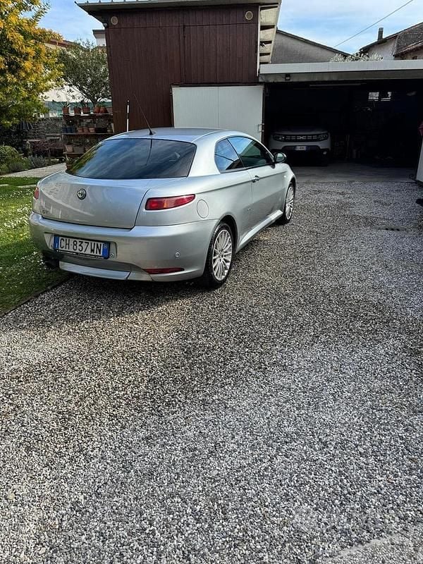 Usata Alfa Romeo GT 150 CV (110 kW) 2004 Coupé