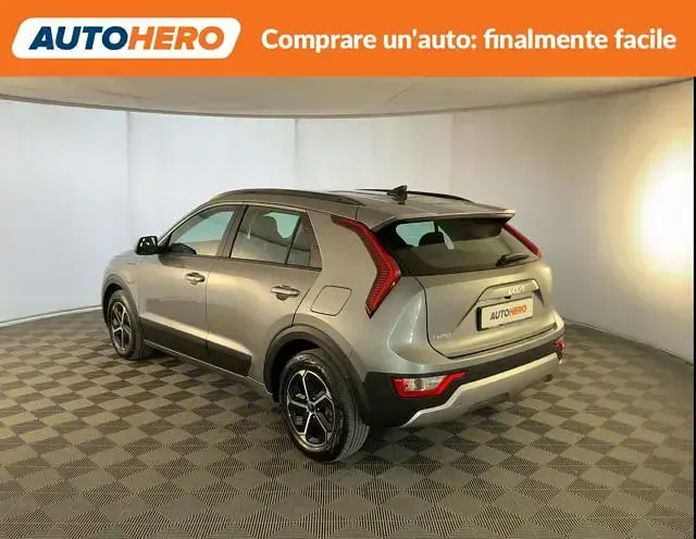 Usata Kia Niro 171 CV (125 kW) 2024 Argento SUV