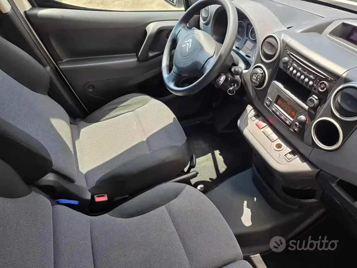 Usata Citroën Berlingo 35 kW (48 CV) 2017 Bianco Monovolume